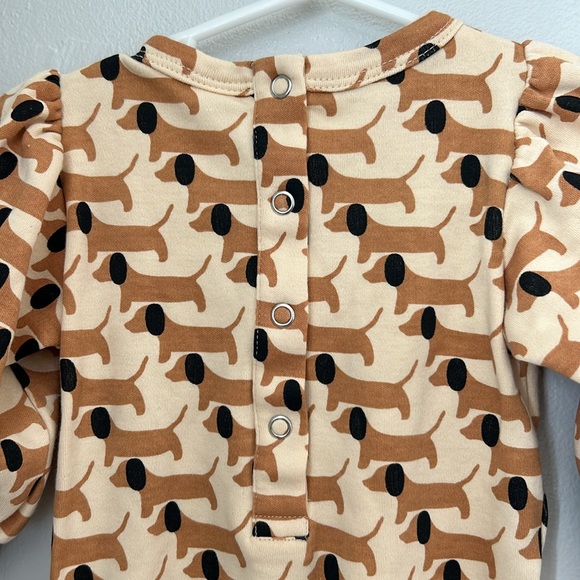 Kate Quinn 70s Puppies long sleeve onesie - Picture 6 of 6
